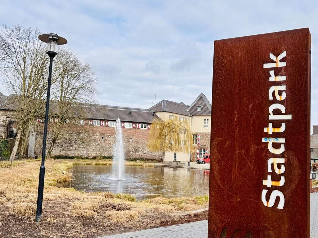 Immobilie in Dinslaken - 📍 Komplettes Dachgeschoss in der Altstadt von Dinslaken  - Bild 4