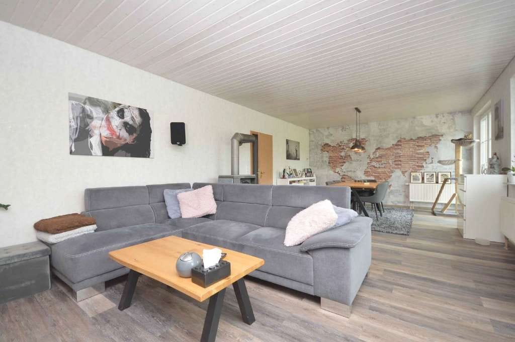 Immobilie in Flöthe - Moderner Bungalow mit wunderschönem Garten + Photovoltaikanlage... - Bild 1