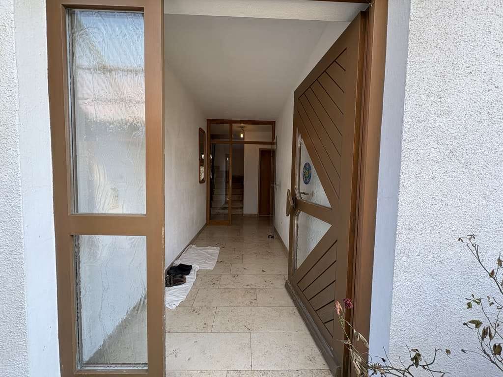 Immobilie in Oberdachstetten - Ihre Chance: Mehrfamilienhaus mit riesigem Grundstück und Gestaltungsfreiheit - Bild 1