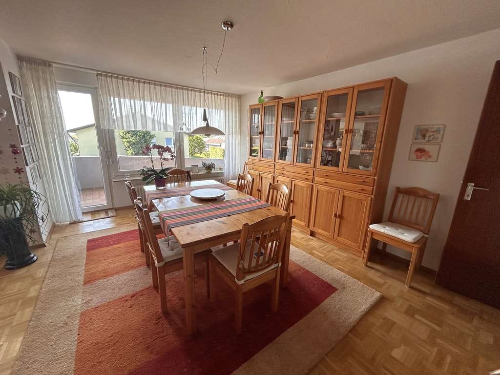 Immobilie in Flein - Sonnige 4 ,5 Zimmer Wohnung In Flein mit 3 Balkonen , Einbauküche und Garage - kurzfristig beziehbar - Bild 4