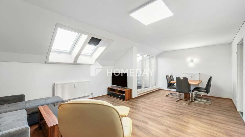 Immobilie in Neukirch - Freundliche Zwei-Zimmer-Wohnung mit Balkon und klarer Raumstruktur - Bild 0