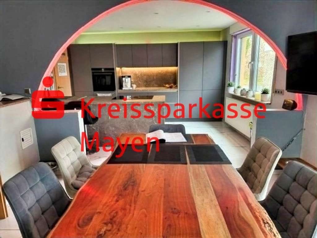 Immobilie in Münstermaifeld - Modernisiertes Anwesen mit großem Grundstück in Lasserg - Bild 0