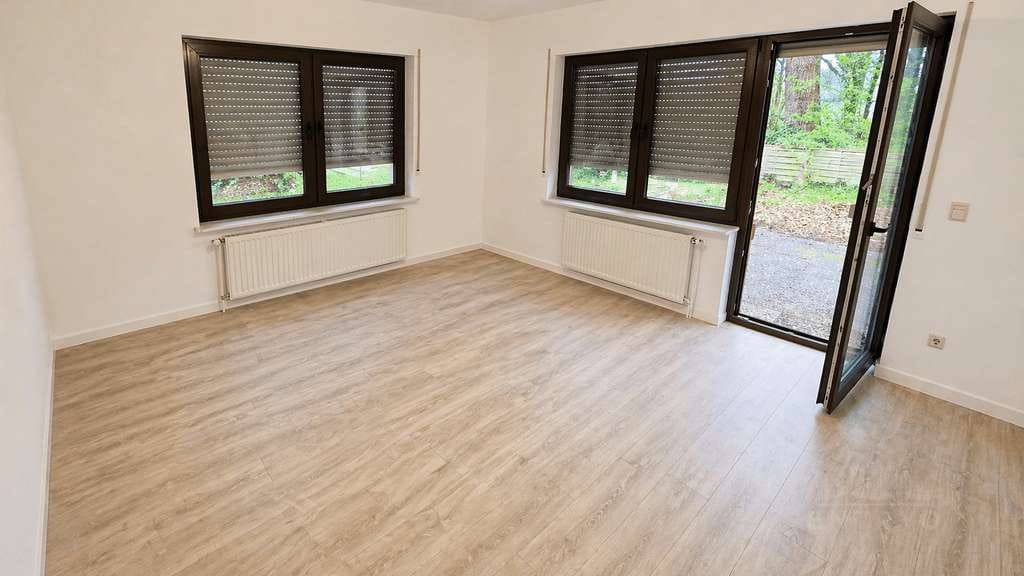 Immobilie in Friedeburg - Zweifamilienhaus in Friedeburg – flexibel nutzbar & aktuell vermietet - Bild 3