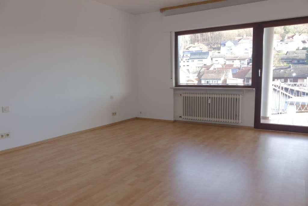 Immobilie in Breuberg - ***Gute Kapitalanlage oder Selbstbezug, 2 Familienhaus mit "ELW", in schöner Wohnlage in Breuberg*** - Bild 4