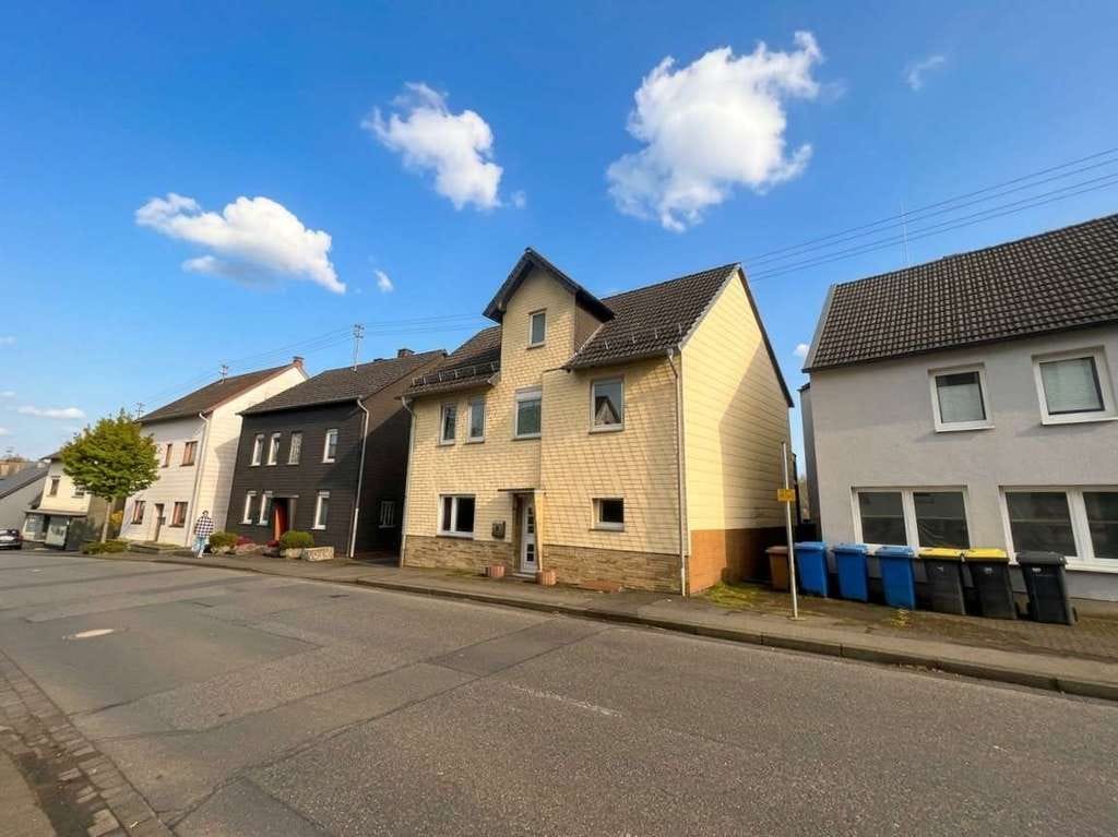 Immobilie in Birkenbeul - Historisches Haus mit Potenzial – ideal für Handwerker & Visionäre - Bild 1