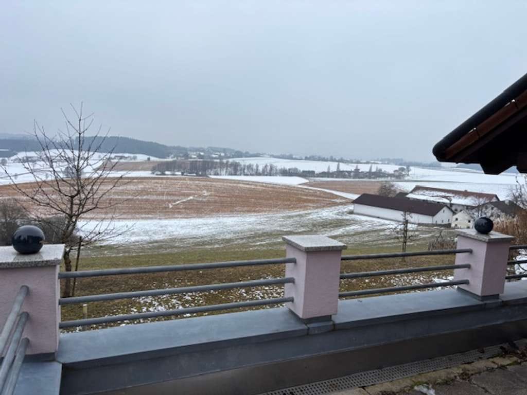 Immobilie in Buchbach - Einfamilienhaus mit Panorama-Blick, gehobenem Komfort u. Einliegerwohnung in Buchbach - Bild 3