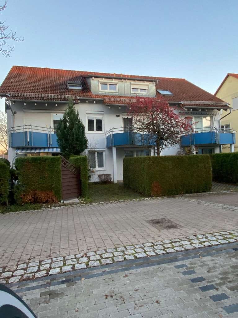 Immobilie in Esslingen am Neckar - TOP 2-Zimmer Wohnung in Esslingen-Berkheim, perfekt zur Kapitalanlage - Bild 0