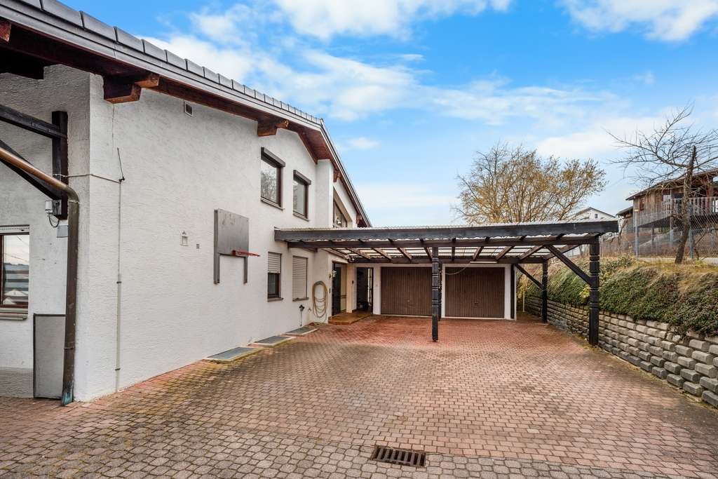 Immobilie in Pfeffenhausen - Großzügiges Wohnhaus mit vielen Möglichkeiten - Bild 4