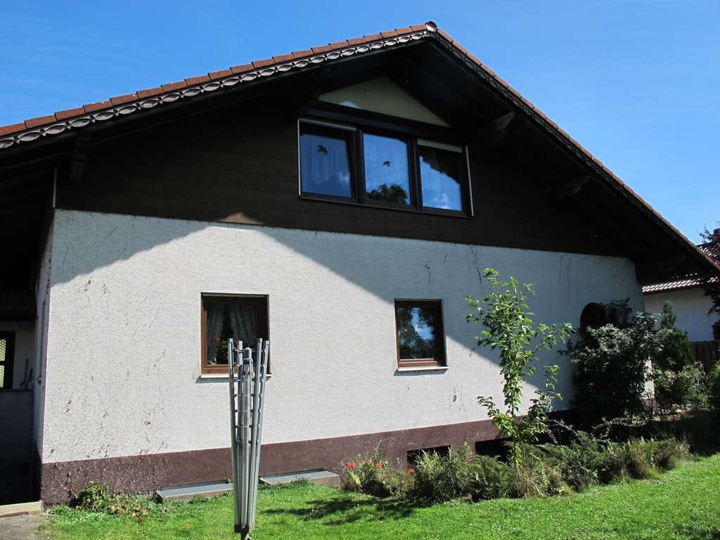 Immobilie in Ering - *Ideale Zweigenerationenimmobilie*
Einfamilienhaus mit Einliegerwohnung und Doppelgarage - Bild 3