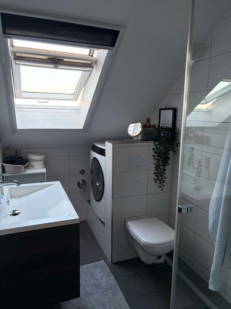 Immobilie in Holzgerlingen - 2-Zimmer Dachgeschosswohnung mit Stellplatz in Holzgerlingen - Bild 3