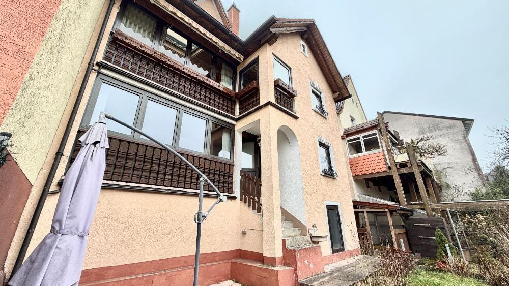 Immobilie in Rodalben - +++ Charmantes Einfamilienhaus mit Südausrichtung, Wintergärten, Carport in bevorzugter, ruhiger Wohnlage+++ - Bild 0
