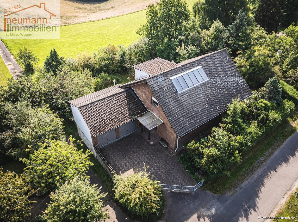Immobilie in Breitscheid - Familienidylle am Ortsrand – Haus mit Einliegerwohnung und Ausbaupotenzial mit Traumhaftem Ausblick - Bild 4