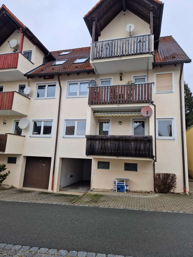 Immobilie in Schnaittach - Sehr schöne, sonnige 3-Zi-Whg. in zentraler, aber ruhigerer Lage im Herzen von Schnaittach - Bild 0