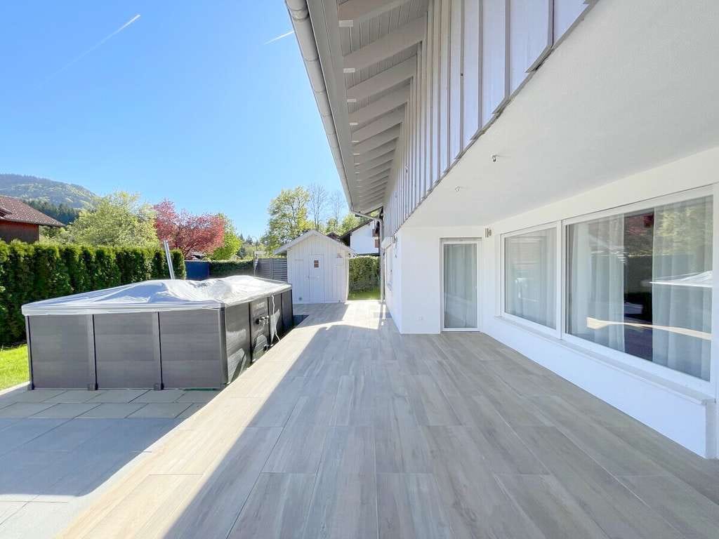 Immobilie in Bad Heilbrunn - Außergewöhnliches Anwesen mit bis zu 3 Wohneinheiten + Arbeiten + Wellness, alles unter einem Dach - Bild 3