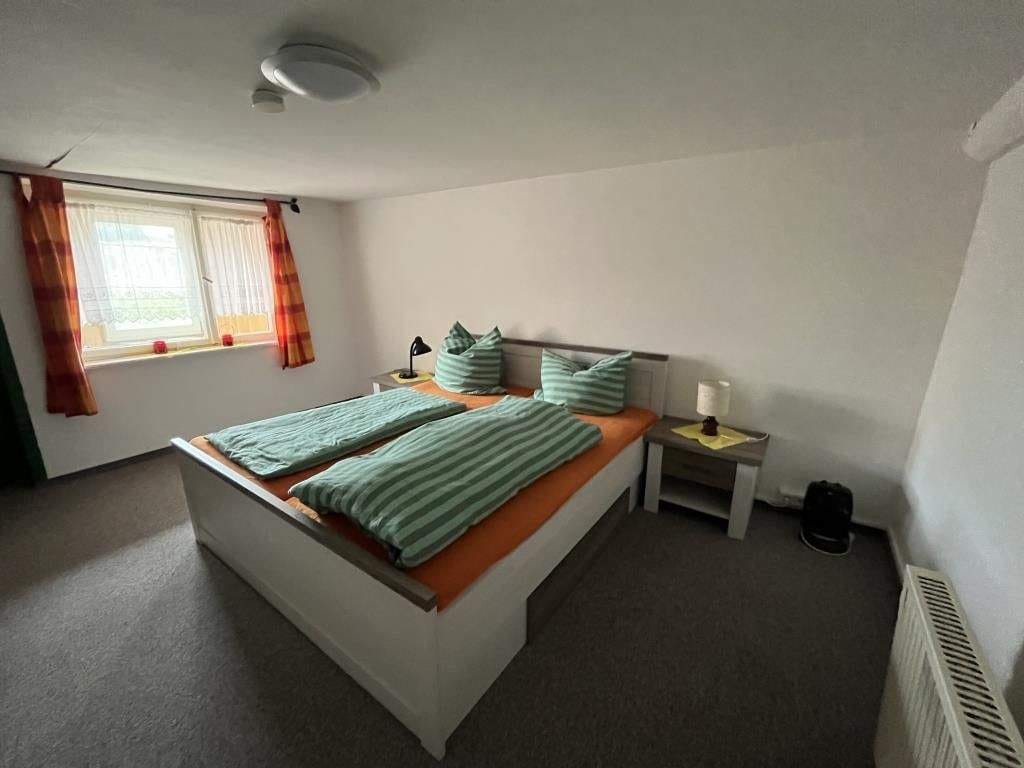 Immobilie in Meßstetten - "Margaretenhof" Beherbergungsbetrieb mit 18 Betten, Garten und Garage in Hossingen - Bild 4