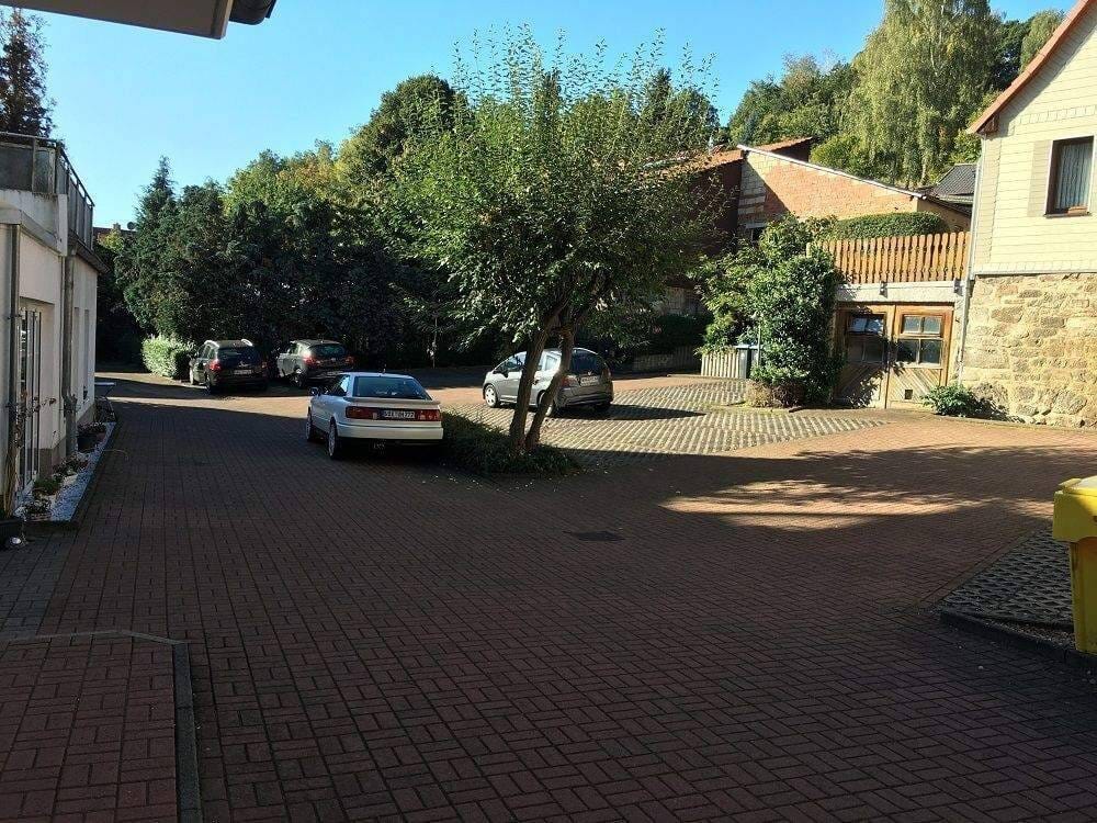 Immobilie in Wutha-Farnroda - VERKAUF: geräumige 2-Raummaisonettewohnung mit Balkon und Stellplatz in grüner Lage in Wutha-Farnroda - Bild 2
