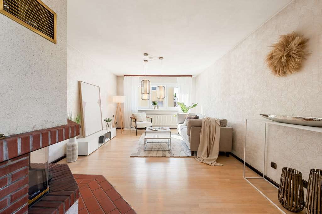 Immobilie in Reilingen - Wohnen wie im Haus: Exklusive Maisonettewohnung mit Garten, Sauna und Terrasse - Bild 2