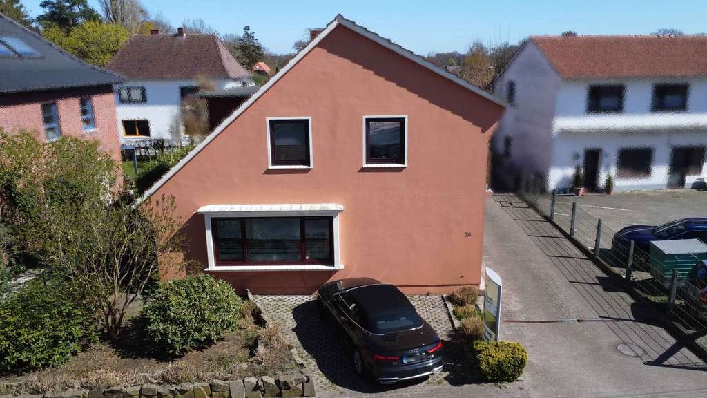 Immobilie in Ottersberg - Modernisiertes Haus mit zusätzlicher Baumöglichkeit in Otterstedt zu verkaufen - Bild 0