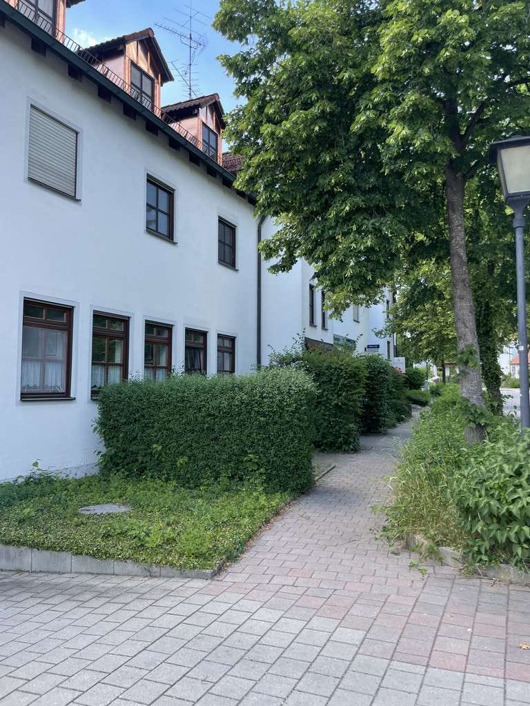 Immobilie in Langenbach - Perfekt gelegene 3-Zimmer-Galerie-Wohnung mit Balkon - Bild 2