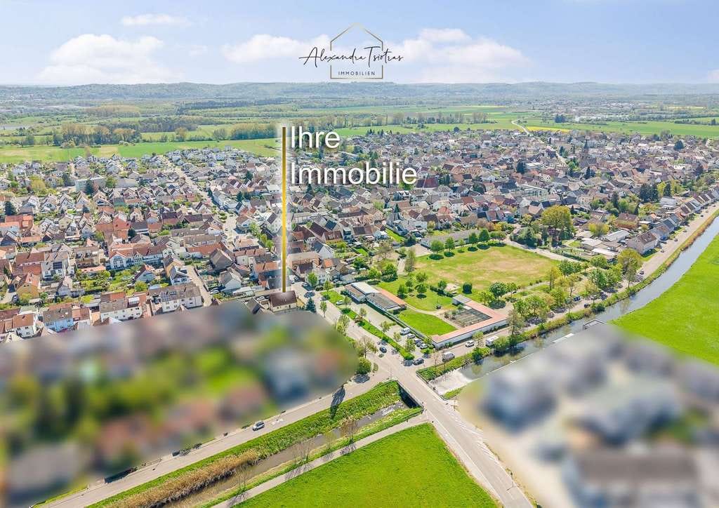 Immobilie in Karlsdorf-Neuthard - Familien aufgepasst! Geräumiges Einfamilienhaus mit Nebengebäude in Neuthard - Bild 1