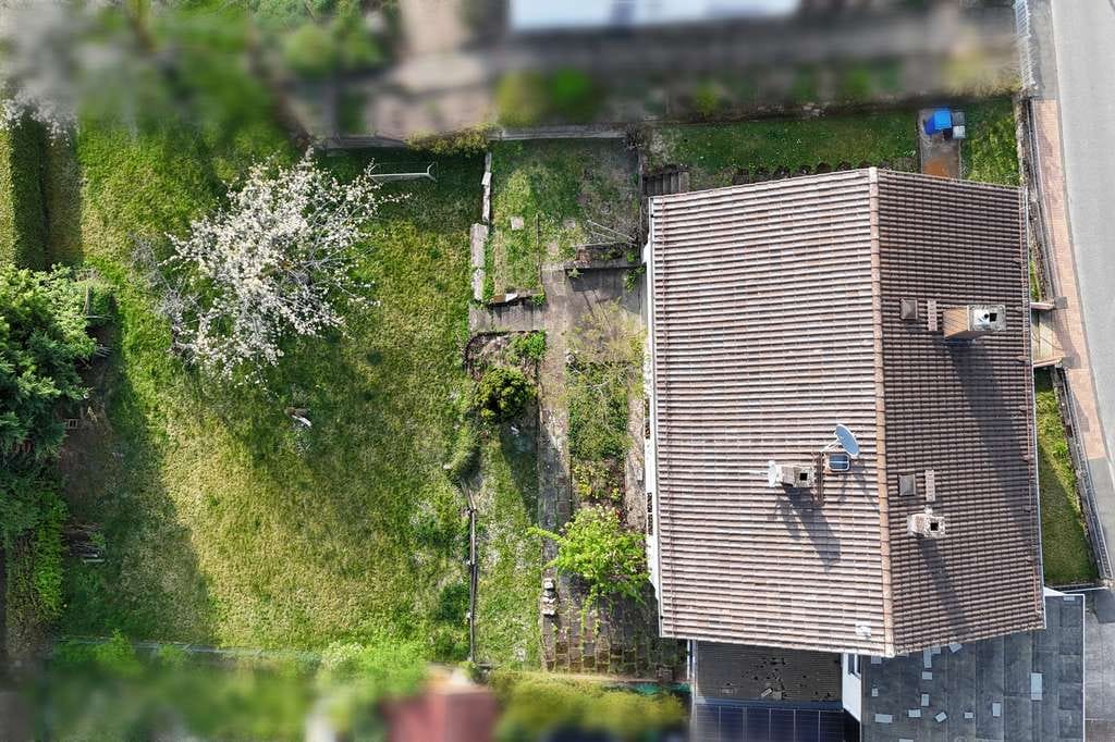 Immobilie in Kelkheim - Mehrfamilienhaus mit Bauplatz in Ruppertshain - Bild 3
