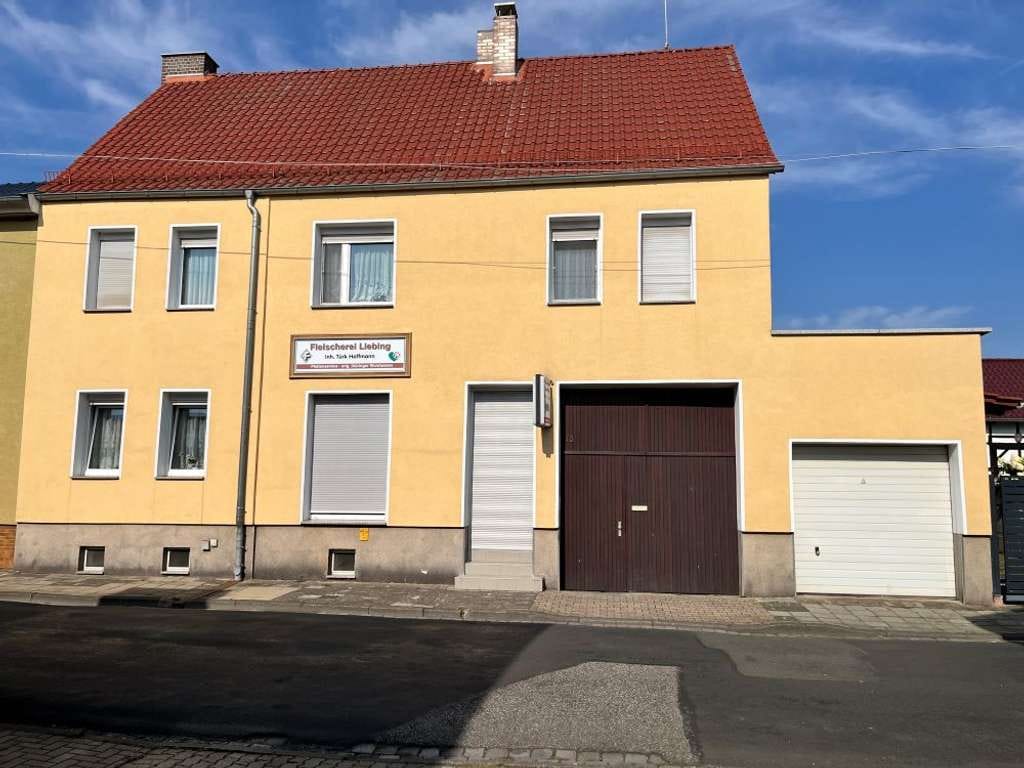 Immobilie in Sondershausen - Einfamilienhaus mit viel Platz in den Nebengebäuden in Sondershausen - Bild 1