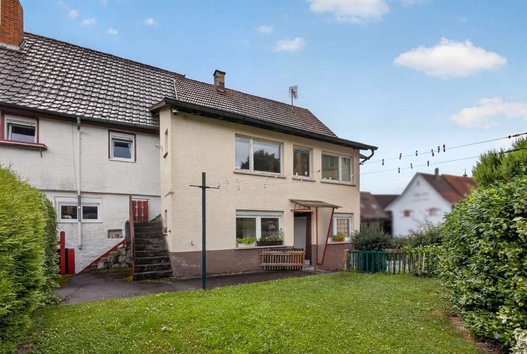 Immobilie in Keltern - Zwei Wohnhäuser mit Scheune – Seltene Gelegenheit und vielseitigen Nutzungsmöglichkeiten - Bild 4
