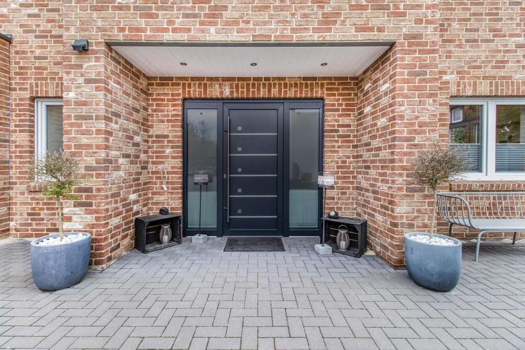 Immobilie in Beckeln - Hochwertiges Einfamilienhaus mit Top Ausstattung und Nebengebäude - Mischgebiet - Bild 1