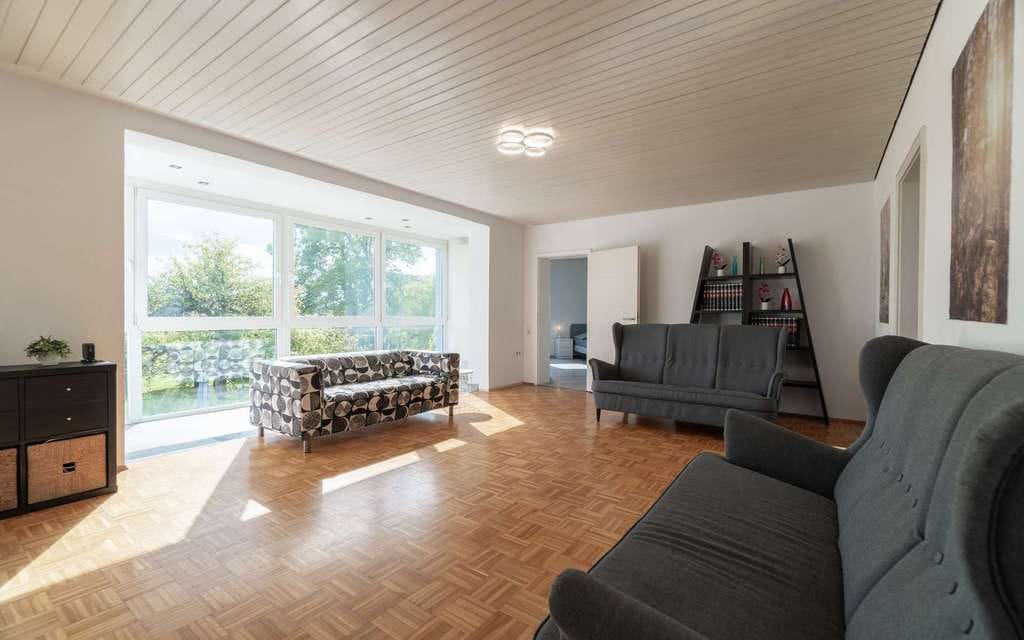 Immobilie in Brigachtal - Moderne 4-Zimmer-Wohnung mit traumhaftem Ausblick! - Bild 3