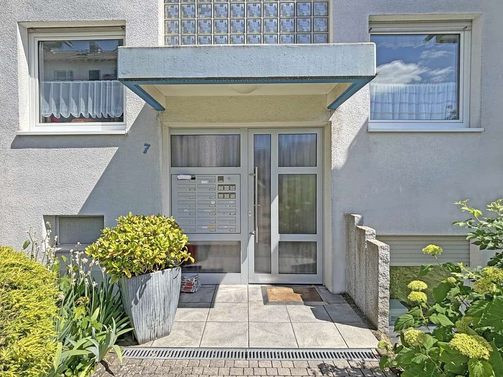 Immobilie in Zornheim - Schöne Wohnung im Hochparterre mit Balkon in gepflegter Wohnanlage mit prima Infrastruktur! - Bild 1