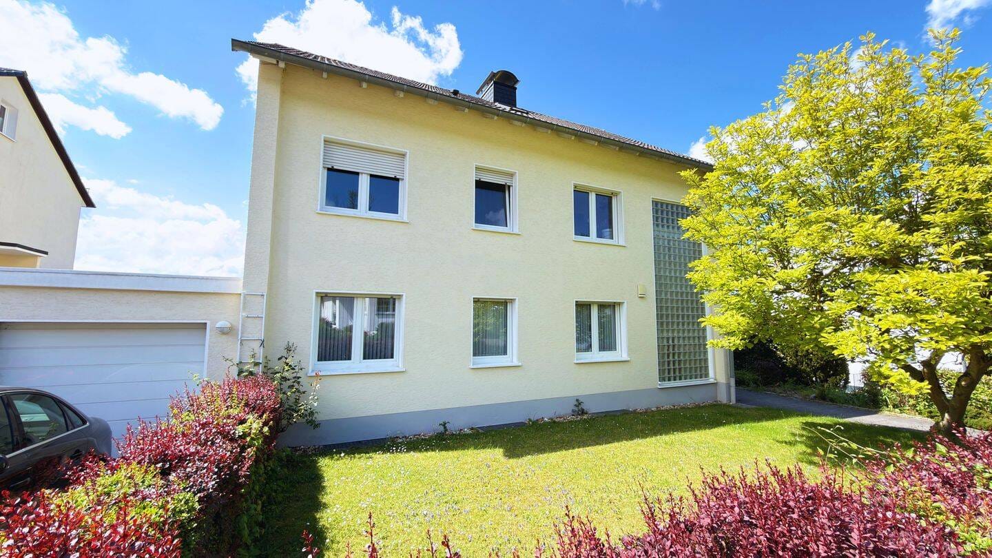 Immobilie in Menden - Zweifamilienhaus auf Erbpacht in Menden Lahrfeld mit direkter Waldrandlage! - Bild 1