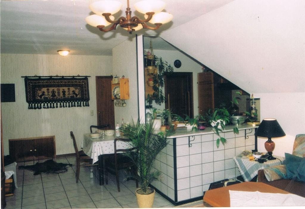 Immobilie in Oestrich-Winkel - Dachgeschosswohnung in Oestrich-Winkel (Hallgarten) - Bild 3