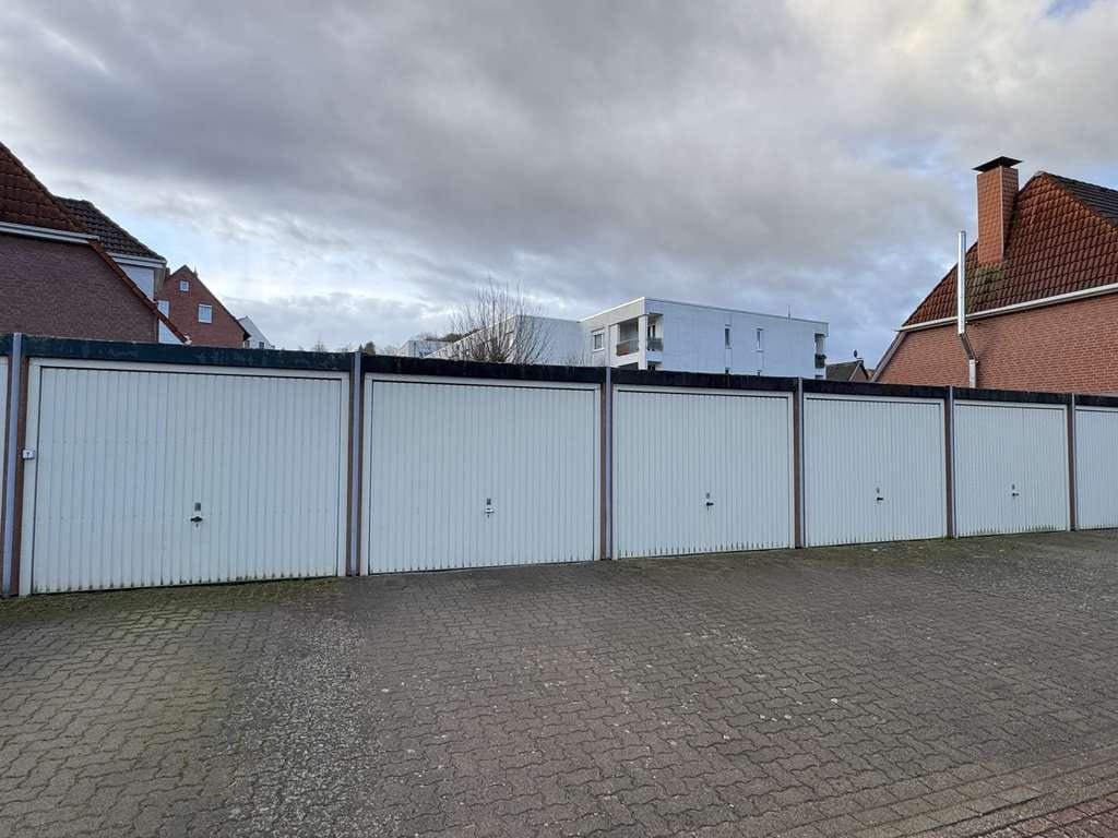 Immobilie in Bad Nenndorf - Ihr neues IMMOBILIEN QUARTIER: Solides Reihenhaus in beliebter & zentraler Wohngegend von Nenndorf - Bild 2