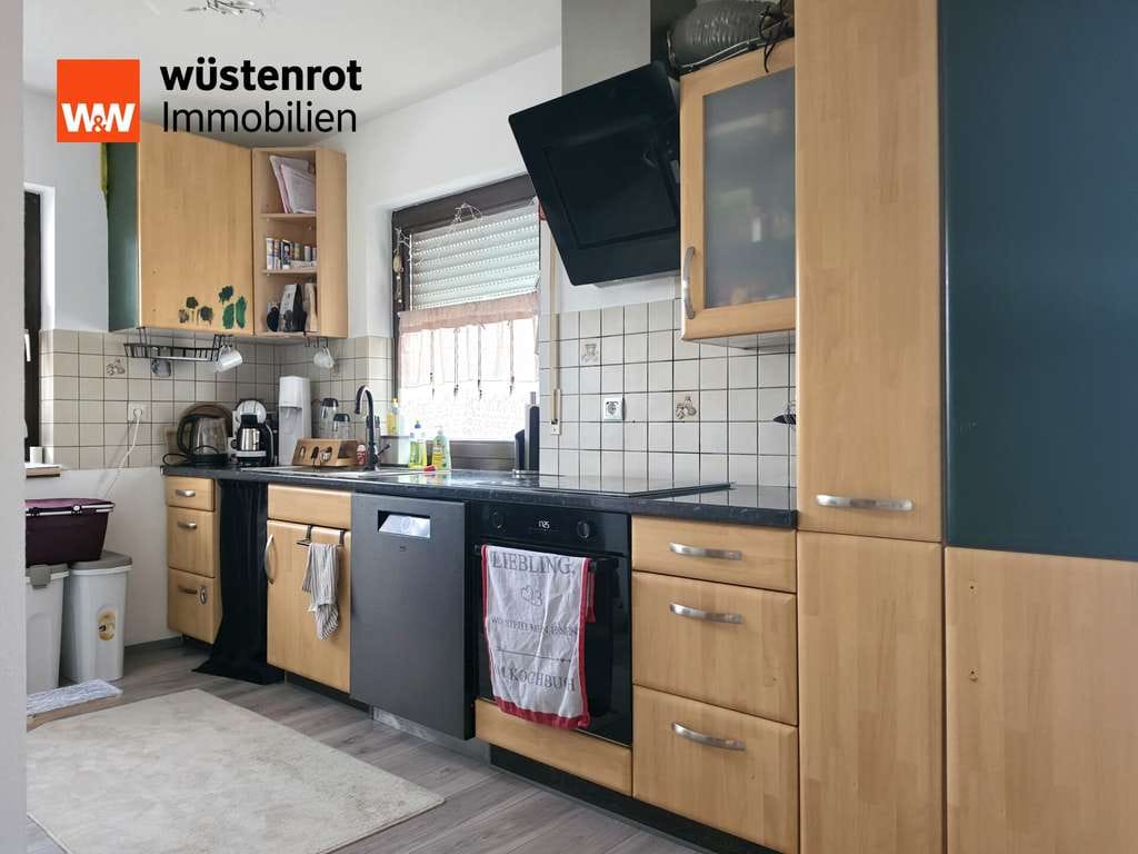 Immobilie in Hardt - Ihr Zuhause mit Hauscharater! Großzügig, privat und auf drei Etagen. - Bild 2