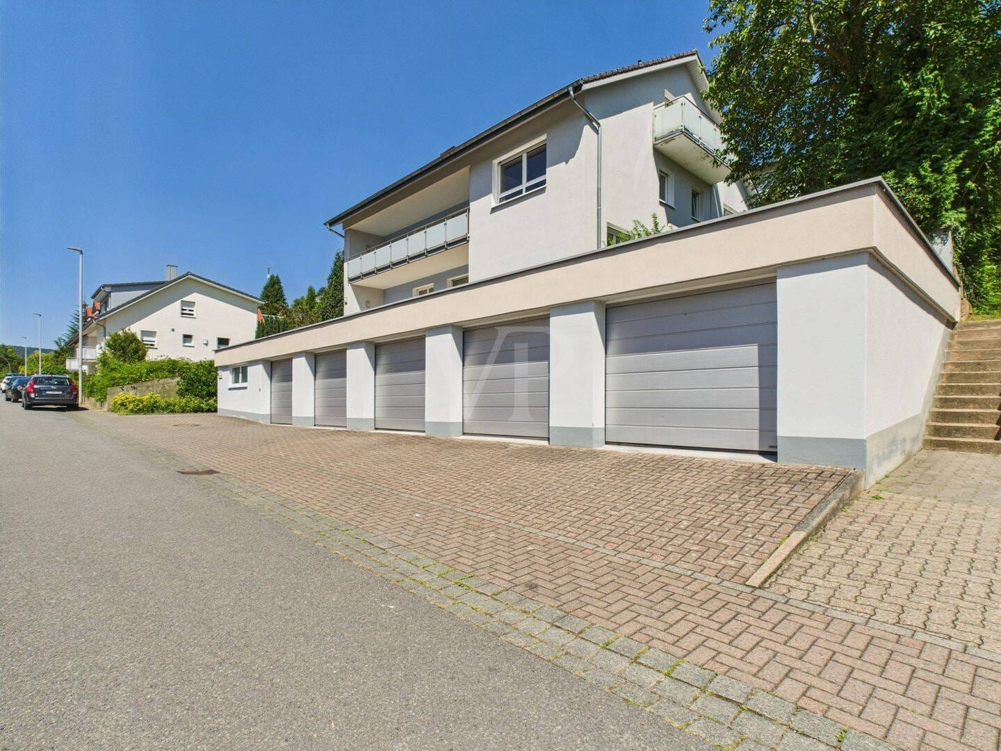 Immobilie in Eichenbühl - Traumlage : Mehrgenerationenhaus / Wohnen und Arbeiten oder Kapitalanlage - Bild 3