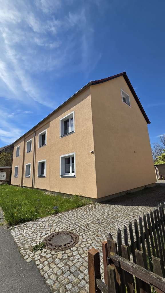 Immobilie in Ebersbach - Mehrfamilienhaus mit Potenzial - Bild 2