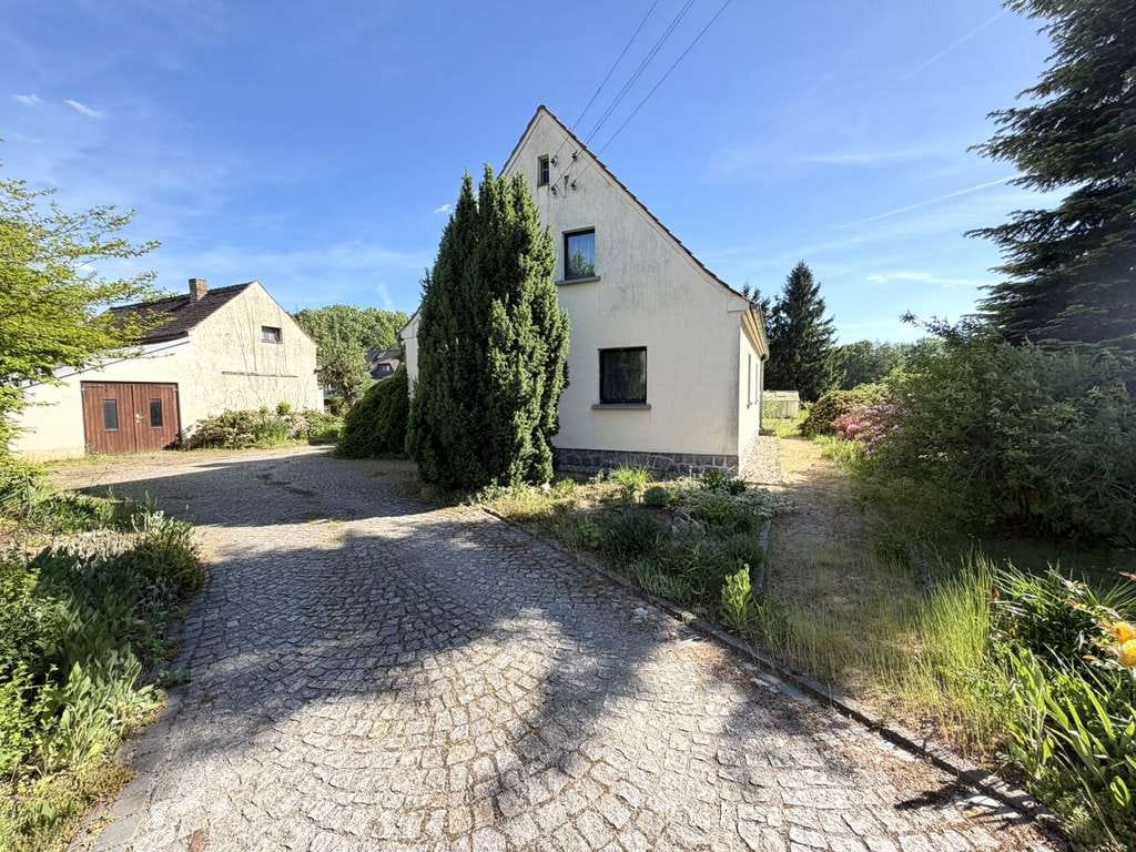 Immobilie in Großdubrau - Wulka Dubrawa - Einfamilienhaus in Commerau - großes Nebengelass - größeres Grundstück! - Bild 1
