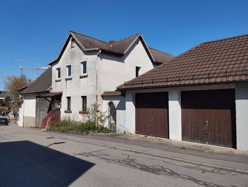 Immobilie in Neckarsulm - Günstiges 4,5 Zimmer EFH in Neckarsulm-Obereisesheim - Bild 0