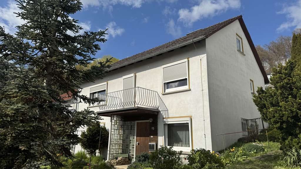 Immobilie in Einbeck - Ihr neues Zuhause mit Weitblick und Gartenparadies
 - Bild 0