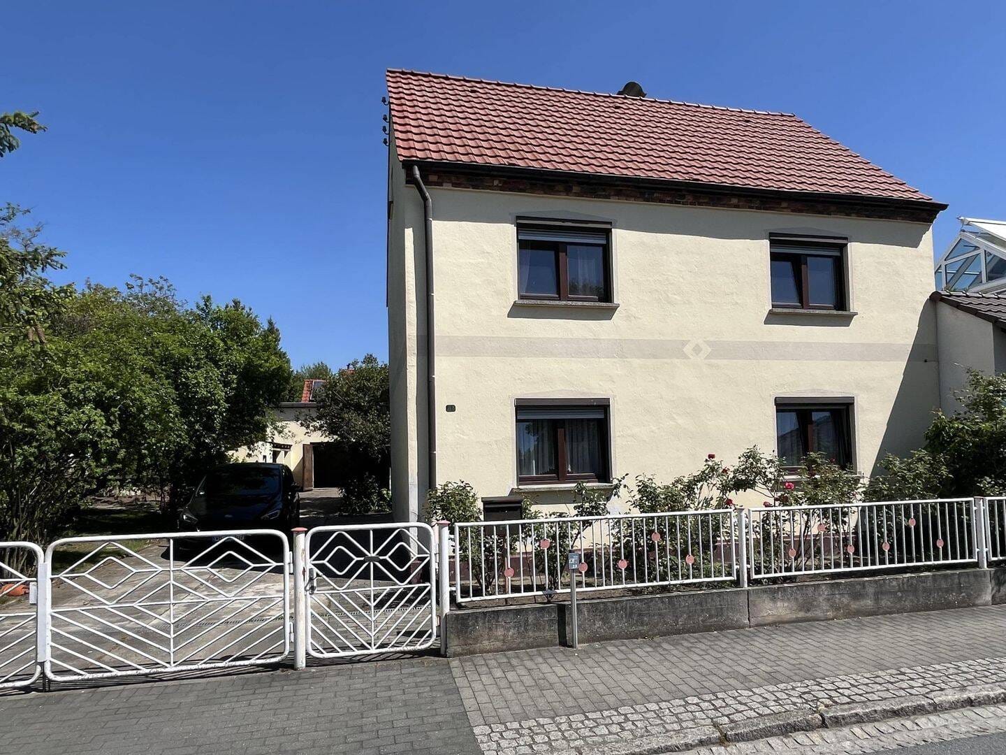 Immobilie in Elsterwerda - ideal für Familien und Hobbyhandwerker - Bild 1