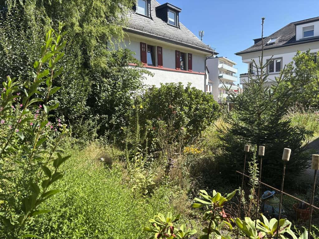 Immobilie in Kelkheim - Renovierungsbedürftiges Ensemble im Herzen von Kelkheim - Bild 3