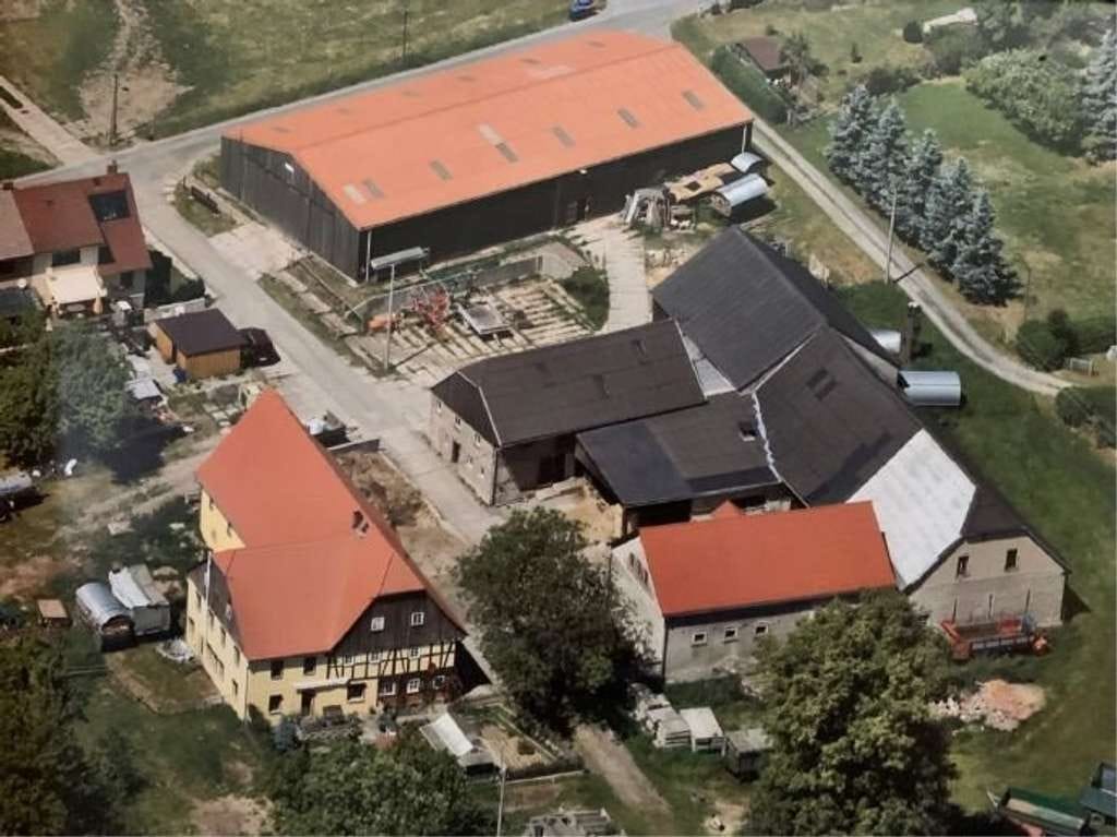 Immobilie in Leutersdorf - Denkmalgeschützter 4-Seithof in Spitzkunnersdorf - Bild 1