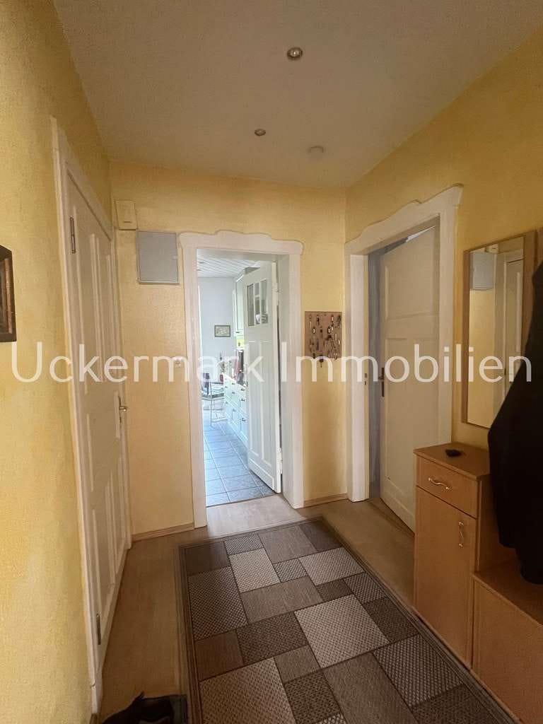 Immobilie in Lychen - Mehrfamilienhaus auf idyllischem Wassergrundstück in Lychen  - Bild 4