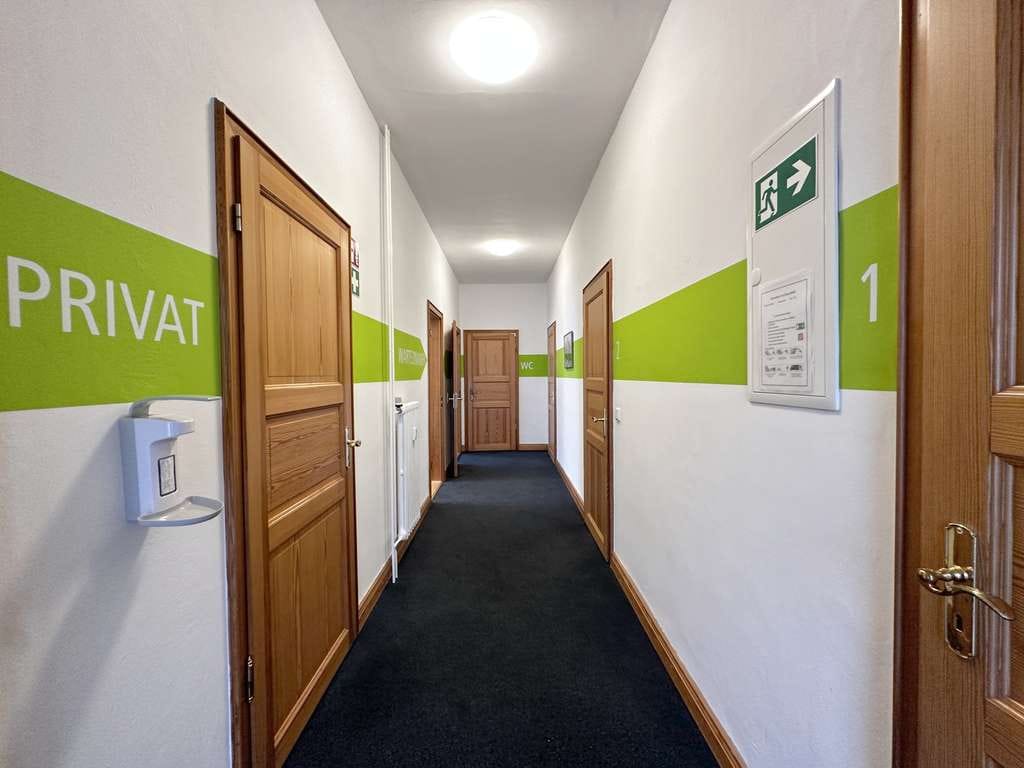 Immobilie in Molfsee - Kiel: Villa Benthien - repräsentatives Gewerbe & Wohnhaus - Bild 4