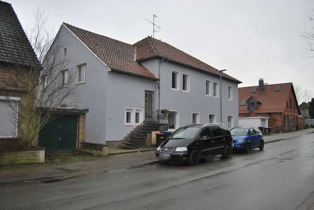Immobilie in Bad Münder am Deister - 3 Fam. Haus , gut vermietet und renoviert - Bild 1
