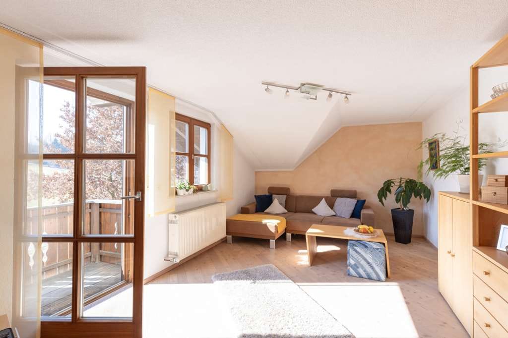 Immobilie in Hutthurm - Hutthurm/Kalteneck: Haus mit 3 Wohnungen - Bild 2