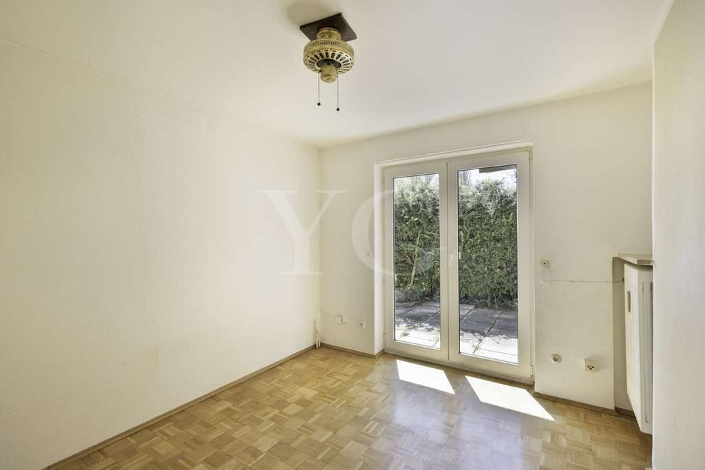 Immobilie in Emmering - Zweifamilienhaus mit großem Grundstück & Baupotenzial  Emmering - Bild 4