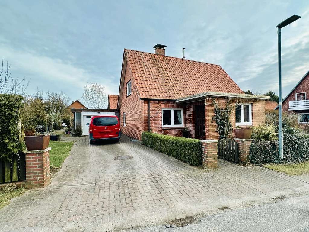 Immobilie in Itzstedt - Wohnen wie im Einfamilienhaus – charmante Doppelhaushälfte mit viel Privatsphäre in Seth - Bild 1