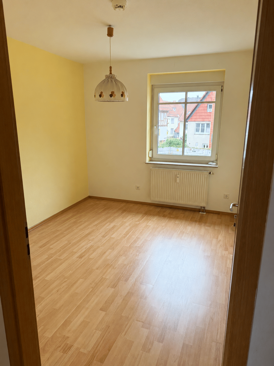 Immobilie in Wolfhagen - Zentral wohnen in Wolfhagen: Helle 3-Zimmer-Wohnung in der Kurfürstenstraße – ideal für Paare, kleine Familien oder Kapitalanleger! - Bild 4