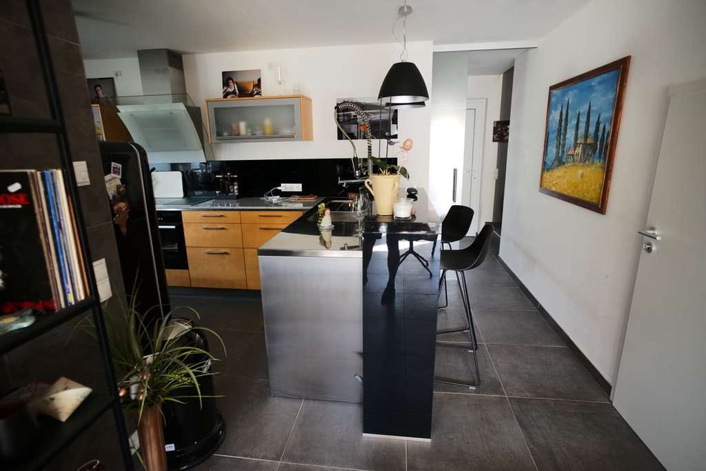 Immobilie in Bad Feilnbach - Exklusive 3,5-Zimmer Maisonette in Bad Feilnbach mit großem Balkon - Bild 3